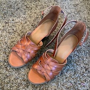 New Universal Thread Addie Faux Leather Heels